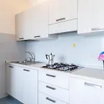 Апартаменты 1 Bedroom Lovely In