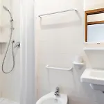 아파트 1 Bedroom Lovely In 비비오네