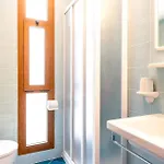 1 Bedroom Lovely In * 비비오네